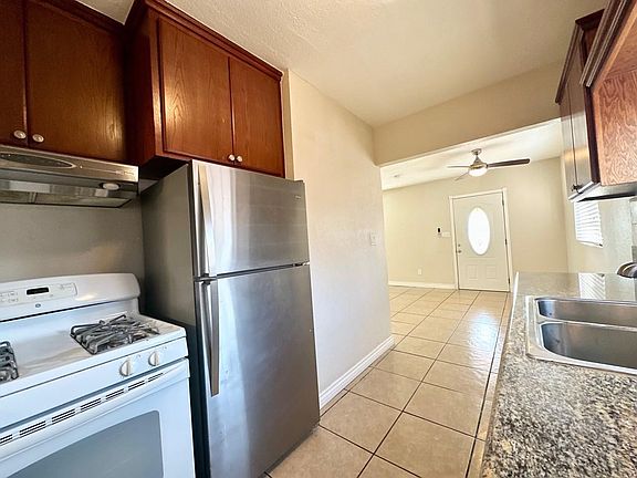 3rd image of 3645 Van Dyke Ave #3645