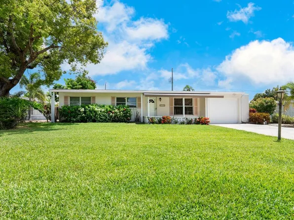 3011 Bay Dr, Bradenton, FL 34207