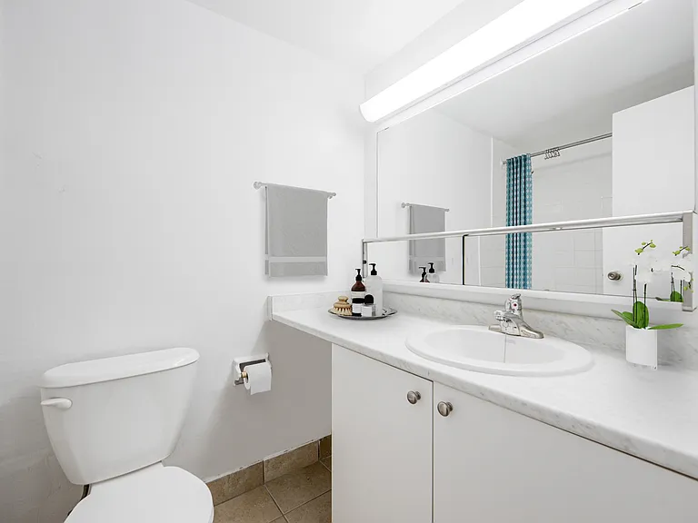 7 Saint Dennis Dr — Photo 10