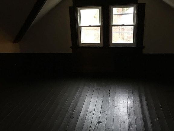 5th image of 1743 Fairmount Ave #2