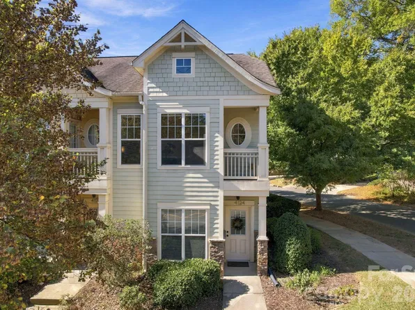 4124 Walker Rd, Charlotte, NC 28211