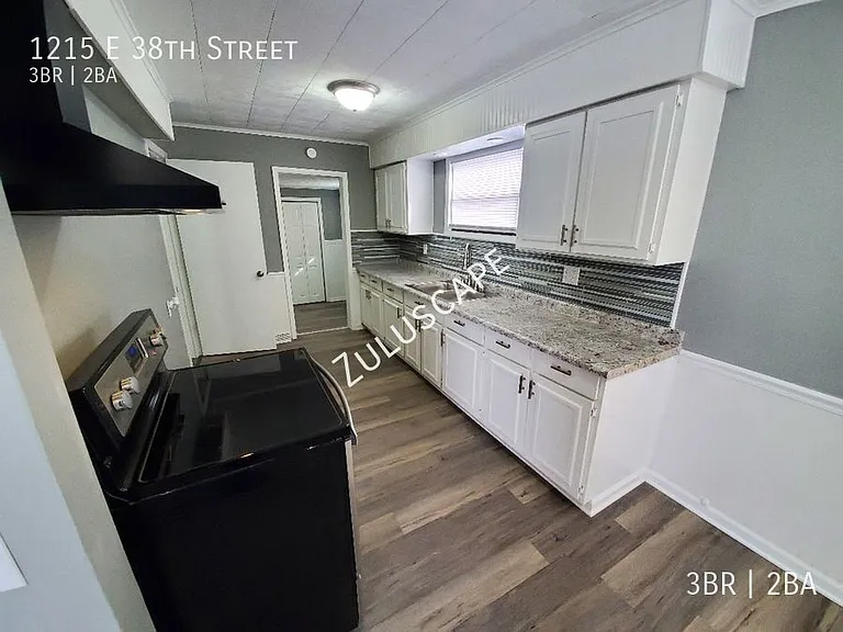 1215 E 38th St — Photo 4
