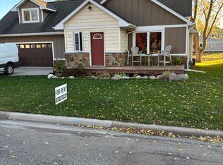 130 7th St SW, Cokato, MN 55321