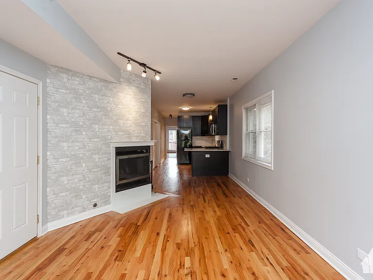 1510 N Elk Grove Ave #2 — Photo 7