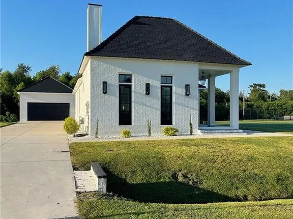 106 Deer Field Dr, Belle Chasse, LA 70037
