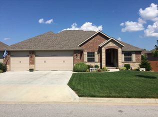 642 N Rockingham Ave, Nixa, MO 65714