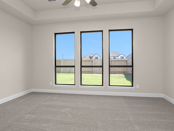 4th image of 417 Darling Creek Ln