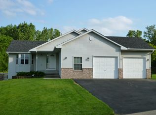 6480 Beckman Ave, Inver Grove Heights, MN 55077