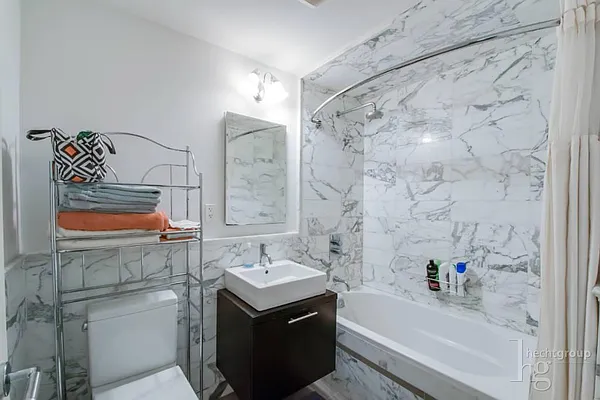 Rented by Hecht Group | media 28