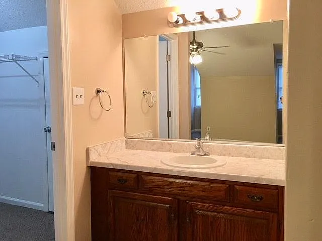 4139 Kaplan Dr — Photo 9