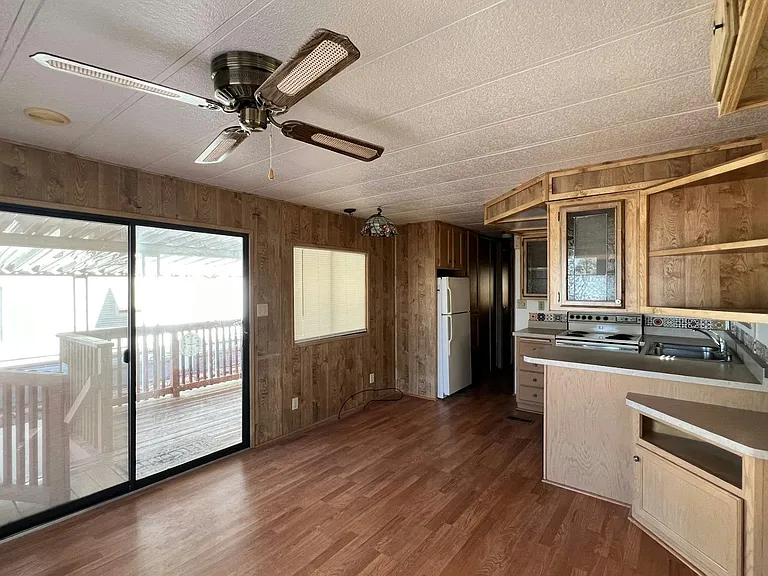 8241 Cottontail Ln — Photo 8