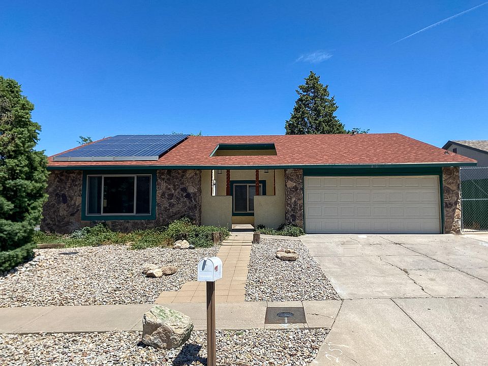 1st image of 8209 Tina Dr NE