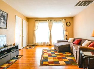 817 Holly Dr, Garland, TX 75040