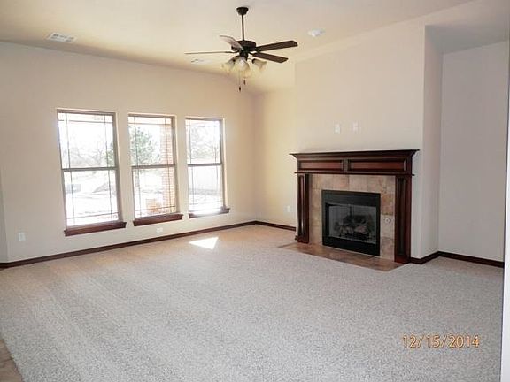 4th image of 14 NW Sandy Trail Ln