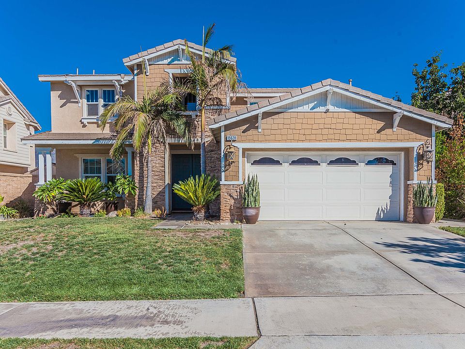 1st image of 15628 N Peak Ln