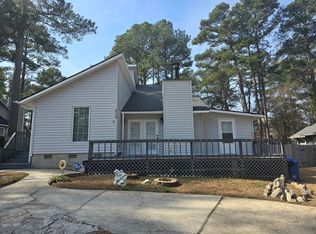 426 Offing Dr, Fayetteville, NC 28314
