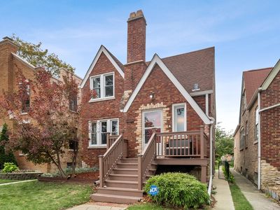 6156 W Melrose St, Chicago, IL, 60634