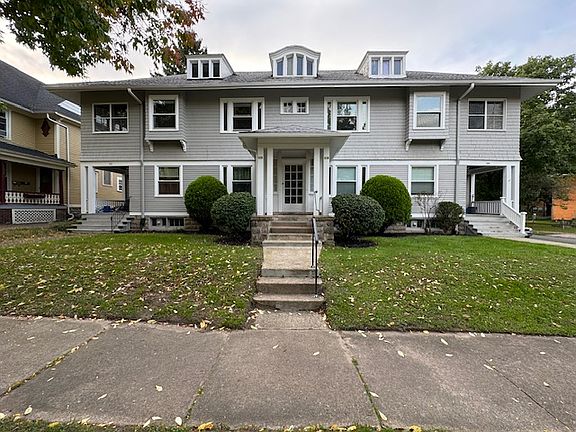 A very grand and imposing presence on Pinnacle Road and Laburnam Crescent.