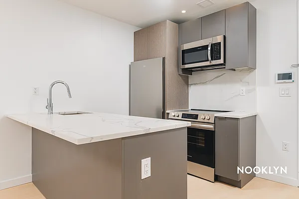 Rented by Nooklyn NYC LLC | media 75
