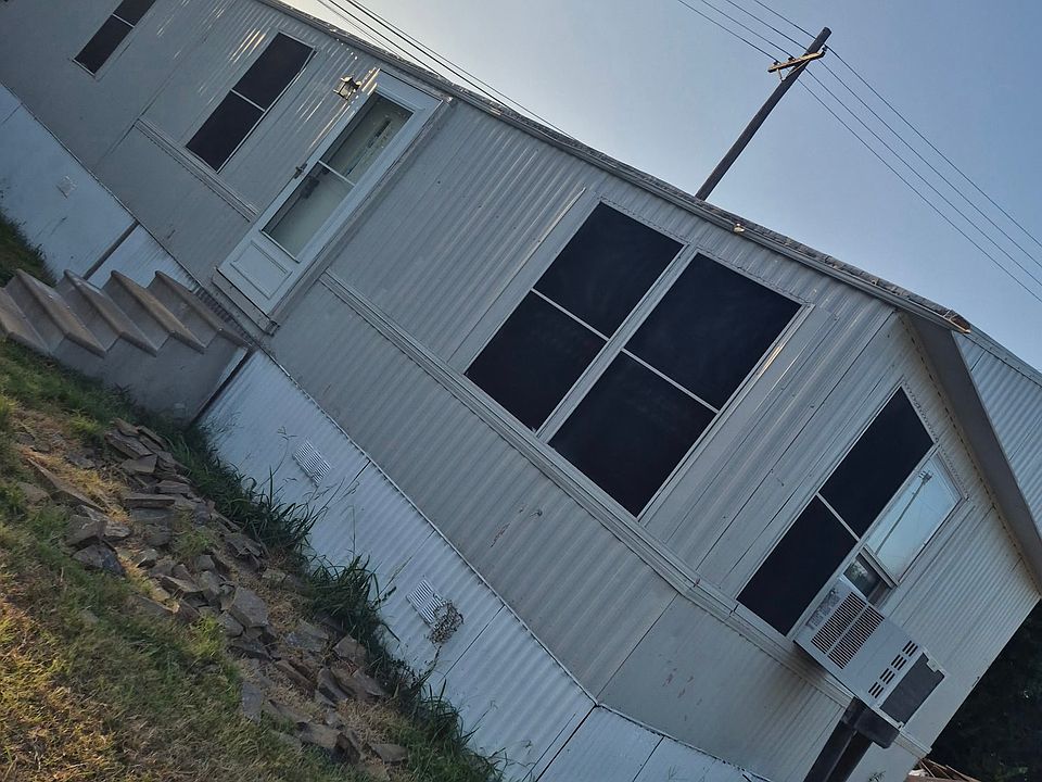 1st image of 401 Decatur St