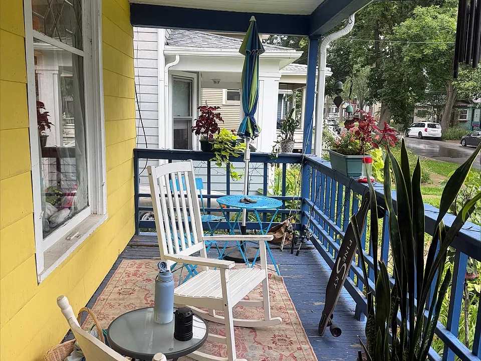 1214 E Mifflin St #1