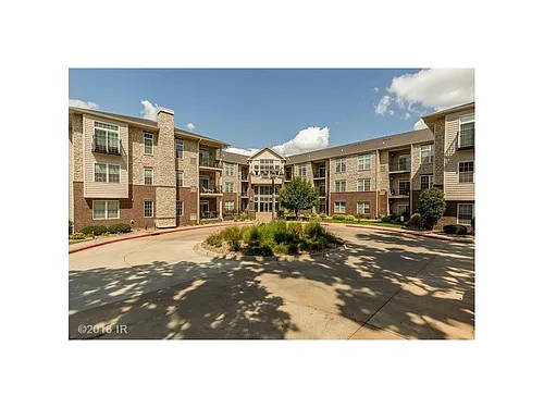 3031 Grand Ave Photo 1