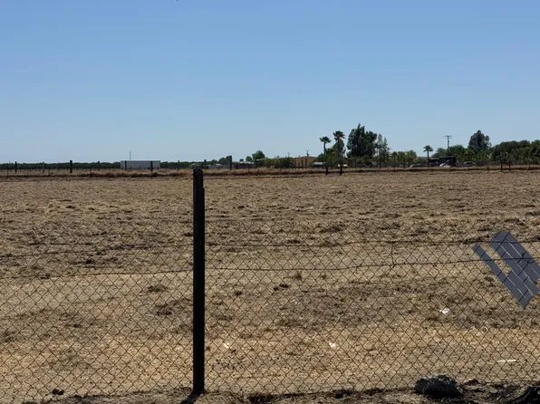 19540 W Central Ave, Kerman, CA 93630