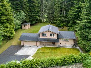 4035 Campton Rd, Eureka, CA 95503