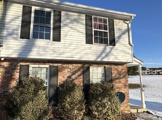 443 Heather Ridge Dr, Frederick, MD 21702