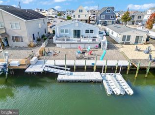 111 S Commodore Dr, Little Egg Harbor, NJ 08087
