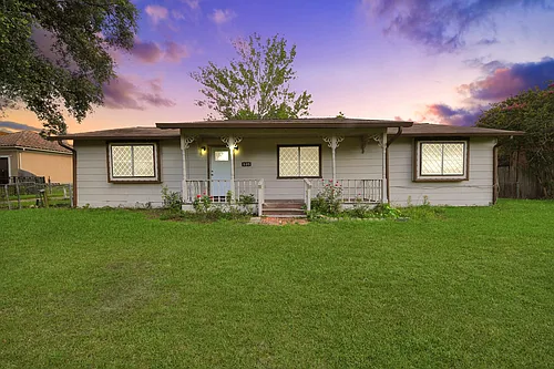 535 Pampa St Photo 1