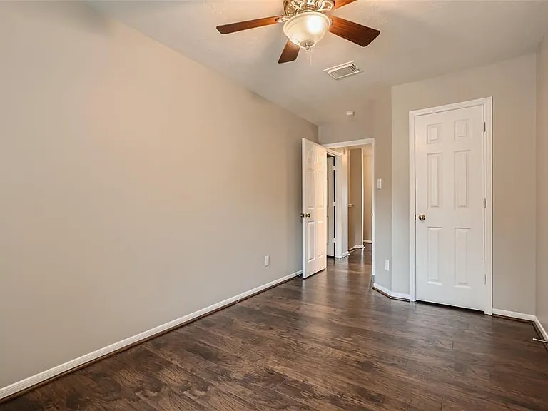 3810 Breaker Ct — Photo 25