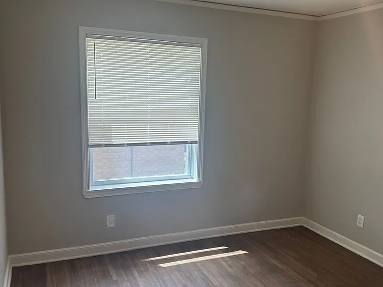 1334 Parkland Rd — Photo 10