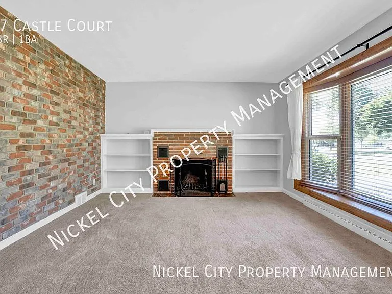 47 Castle Ct — Photo 9