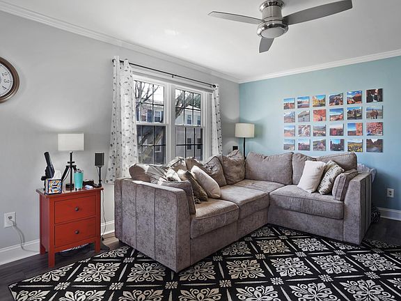 5th image of 1840 Sharwood Pl