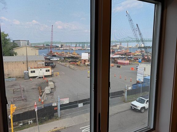 3rd image of 329 Border St #3