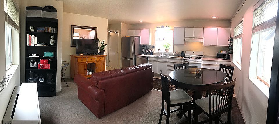 Kitchen/Living-Dining area