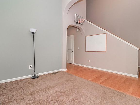 4th image of 2460 Voyager Cir