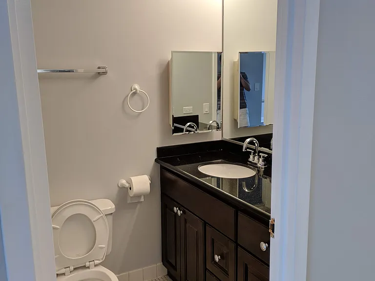 70 W Huron St #12 — Photo 4