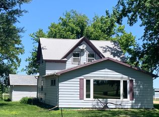 1213 9th St NW, Pipestone, MN 56164