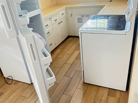 4th image of 516 Ash St #516