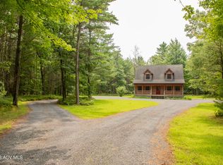 196 Plains Rd, Peru, NY 12972