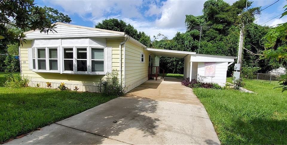 1st image of 9050 SE 35th Ct