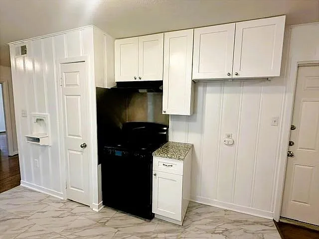 7406 Janak Dr — Photo 11