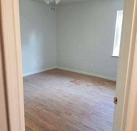 bedroom from hallway