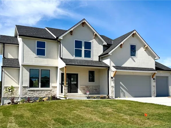8300 NW 90th St, Kansas City, MO 64153