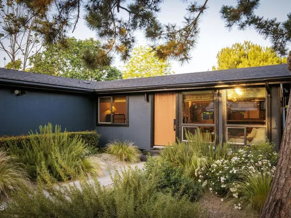 950 N Summit Ave, Pasadena, CA 91103