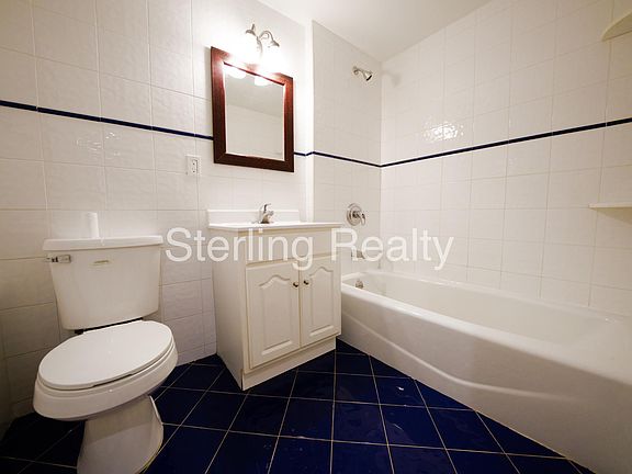 4th image of 2821 Astoria Blvd
