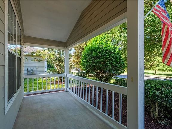 3rd image of 2447 NW 147th St