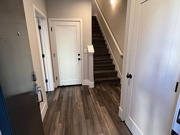 4th image of 316 Barbato Ln
